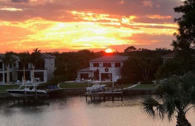 2201 Marina Isle Way