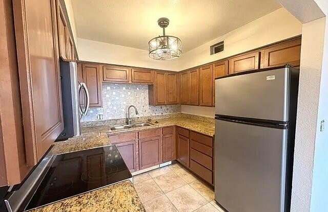 1702 W Tuckey -- unit: 209