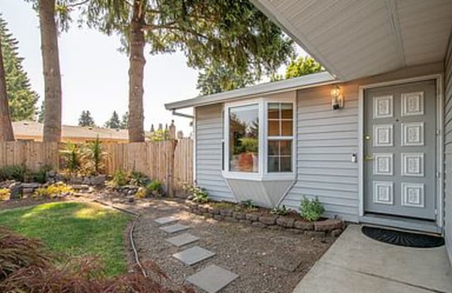 3466 Se Cedar St - 3466 Southeast Cedar Street, Hillsboro, OR 97123