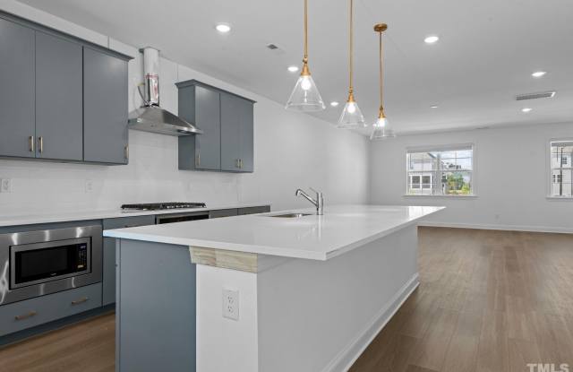606 Amaranth Drive