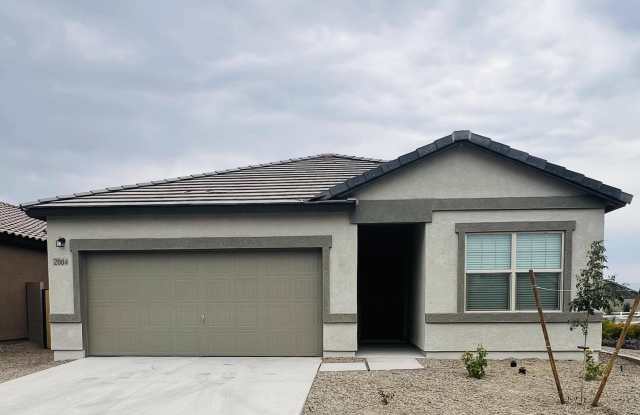 2004 E DRIFTWOOD Drive