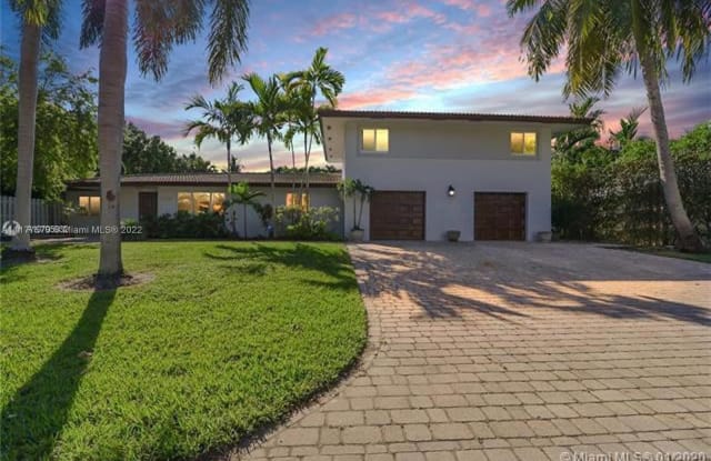 2750 NE 29th St - 2750 Northeast 29th Street, Fort Lauderdale, FL 33306