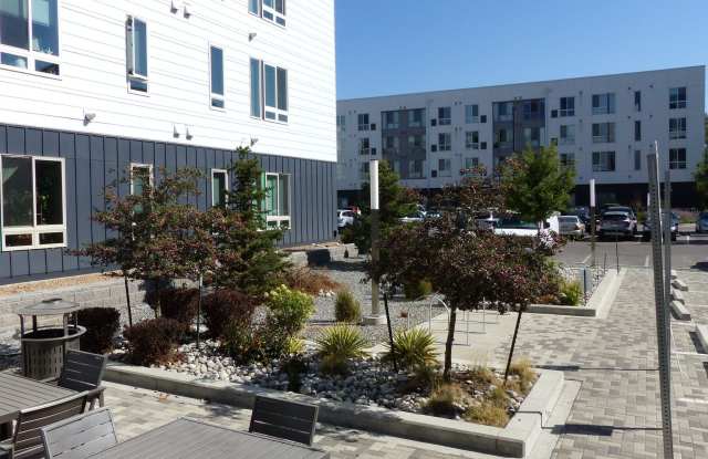 Atlantis Apartments