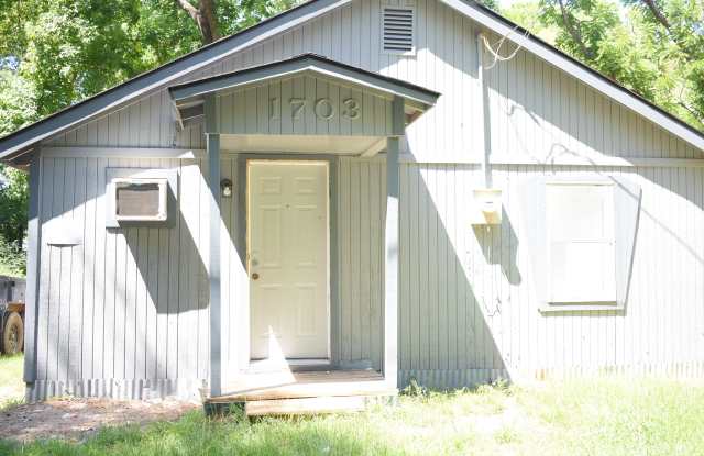 Photo of 1703 Boney Street