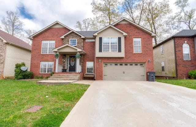 1752 Apache Way - 1752 Apache Way, Clarksville, TN 37042