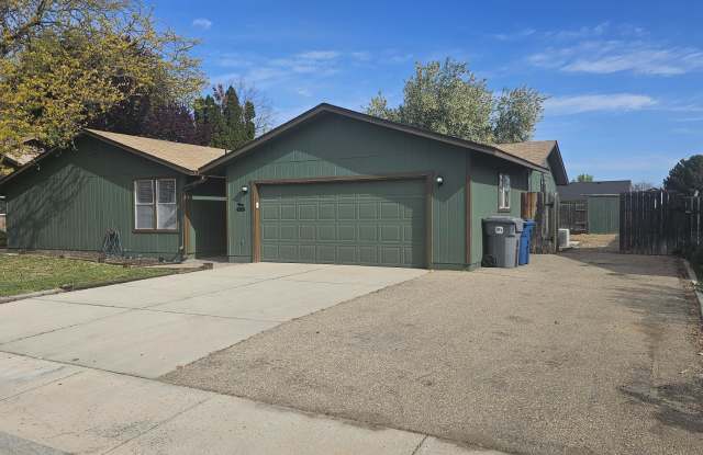 2815 Polaris Street