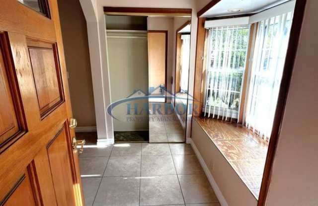 227 W. Cummings Street