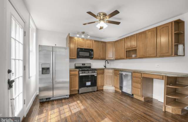 Photo of 1700 MEMPHIS Street