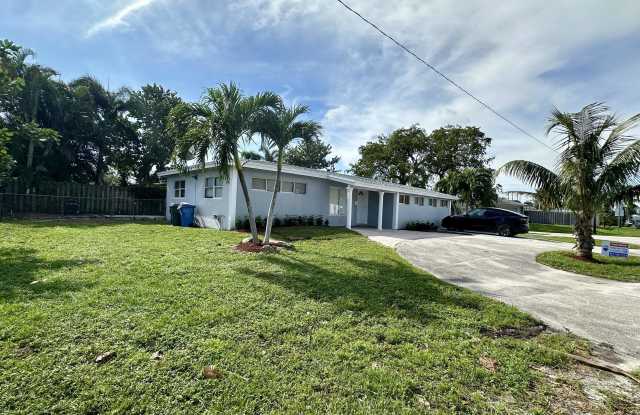 650 NW 39th Street - 650 Northwest 39th Street, Oakland Park, FL 33309