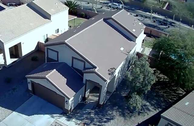 2028 N WILDFLOWER Lane