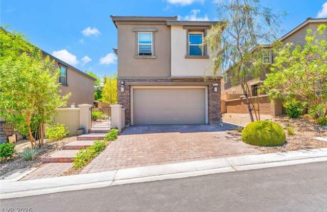 877 Ariel Heights Avenue