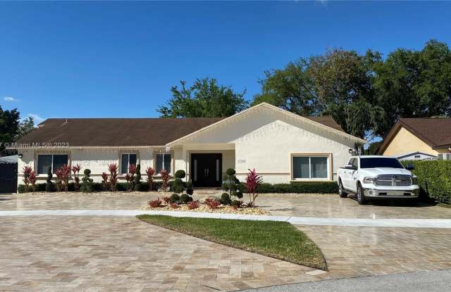 13365 SW 119 ST - 13365 Southwest 119th Street, The Crossings, FL 33186