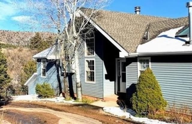 307 Elkhorn Road - 307 Elkhorn Road, Manitou Springs, CO 80829