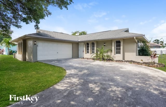 807 Southwest 3rd Avenue - 807 Southwest 3rd Avenue, Cape Coral, FL 33991