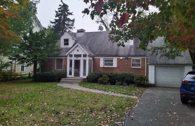 111 Wappanocca Avenue