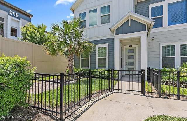 Photo of 7447 LOGGERHEAD Court