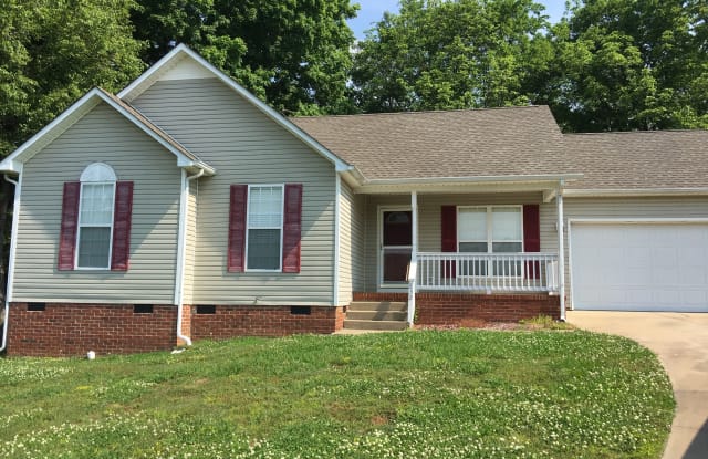 832 Mulberry Dr - 832 Mulberry Dr, Columbia, TN 38401