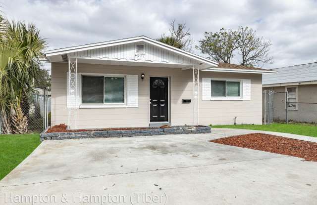 4111 13TH AVE S - 4111 13th Avenue South, St. Petersburg, FL 33711