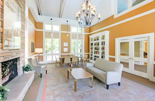 Regency Park Apartments