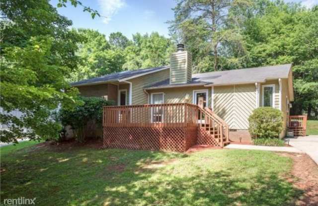 204 Brambleton Ct - 204 Brambleton Court, Winston-Salem, NC 27106