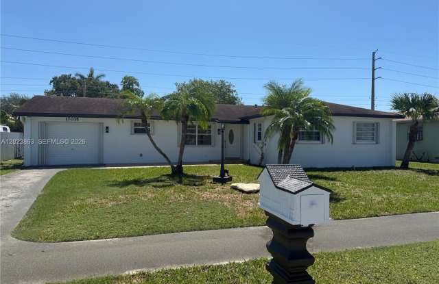 17035 SW 107th Ct
