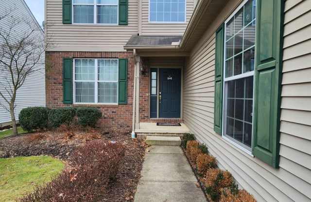 Beautiful 5 Bedroom Home Available in Avon For Rent