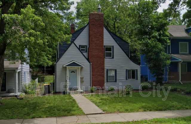 5413 The Paseo