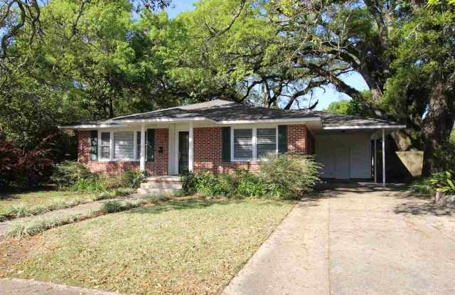 2015 N 12TH AVE - 2015 North 12th Avenue, Pensacola, FL 32503