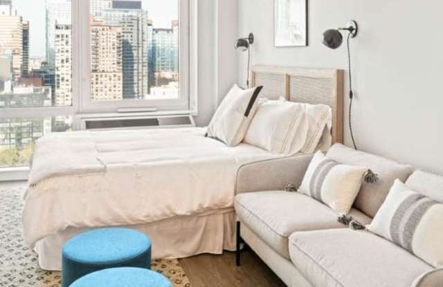 22-44 Jackson Avenue