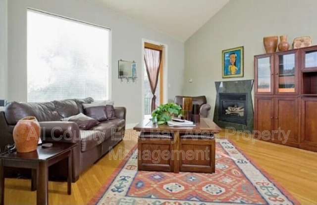 6840 Charing Cross Rd.