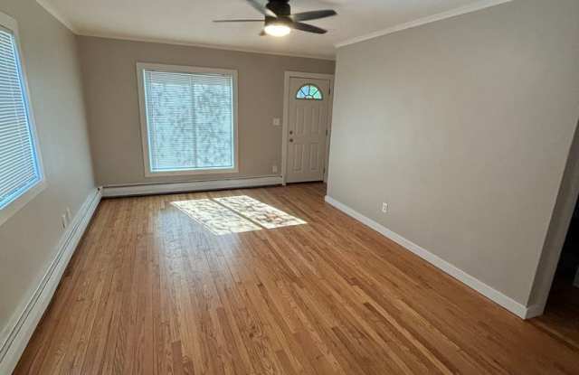 2 Bedroom Single Family Home!