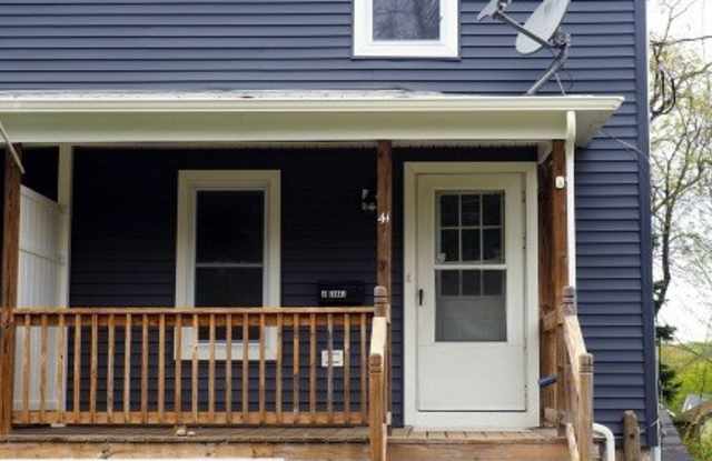 Photo of 41 Canal St (Landing)