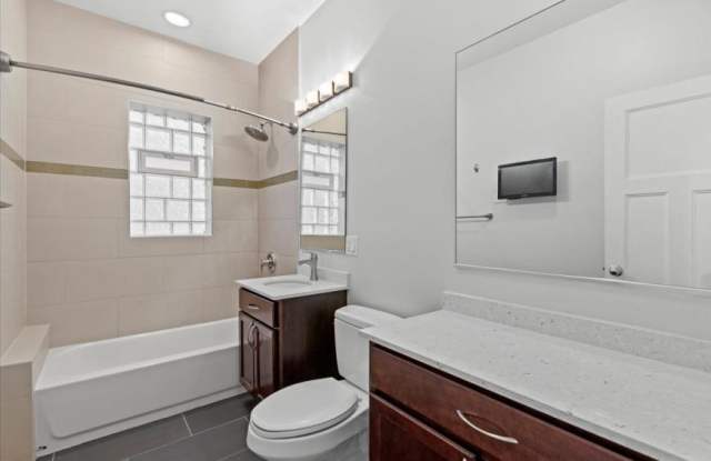 4912 North Washtenaw Ave.