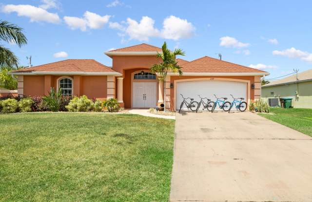 Pool Home for rent