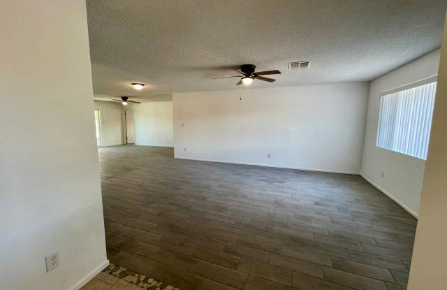 4 Bedroom in Mountain View