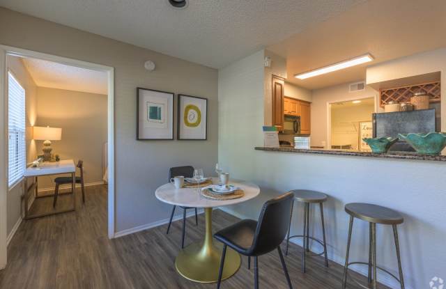 Gloria Park Villas Apartments