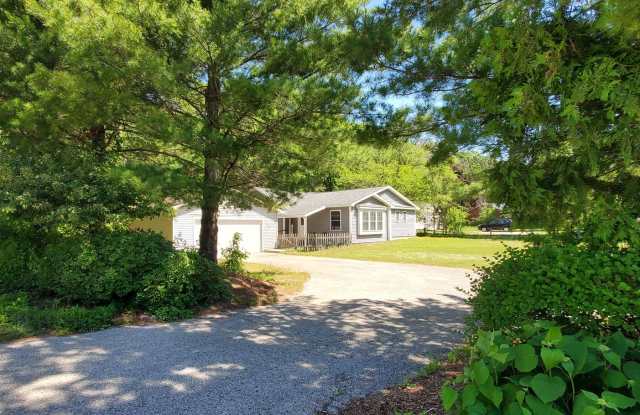 Photo of Off-Season Rental – Furnished, Dog-Friendly, Utilities Included