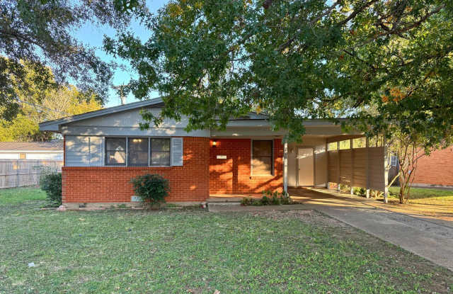 Photo of 3 Bed 1 Bath University Park Home