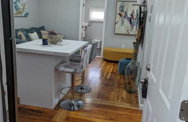 Photo of 75 Snell St