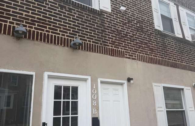 1008 CLIFTON Avenue unit: B