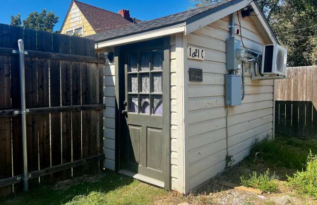 Photo of Cozy Studio Near Texas Tech