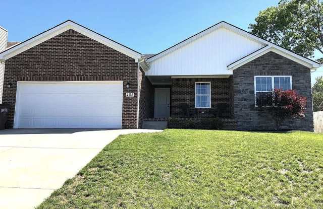205 Lynnwood Drive