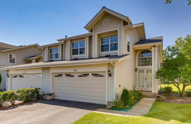 Photo of 735 Sturnbridge Lane