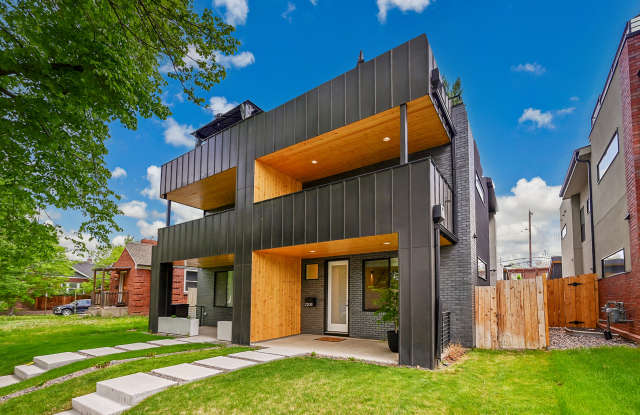 2308 South Acoma Street