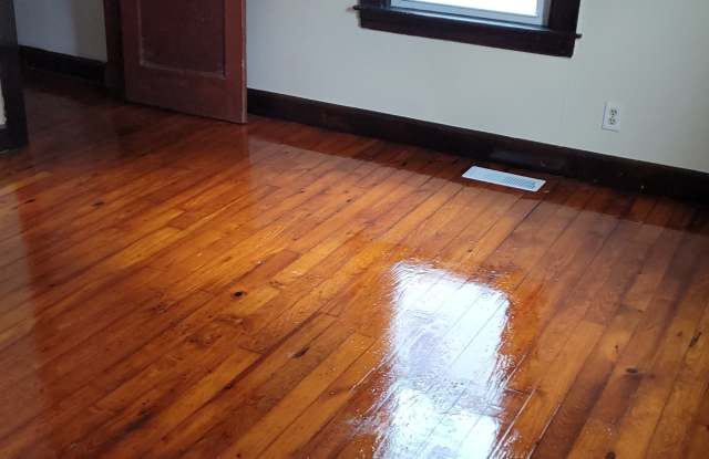 89 Cross Street -  Apt 1