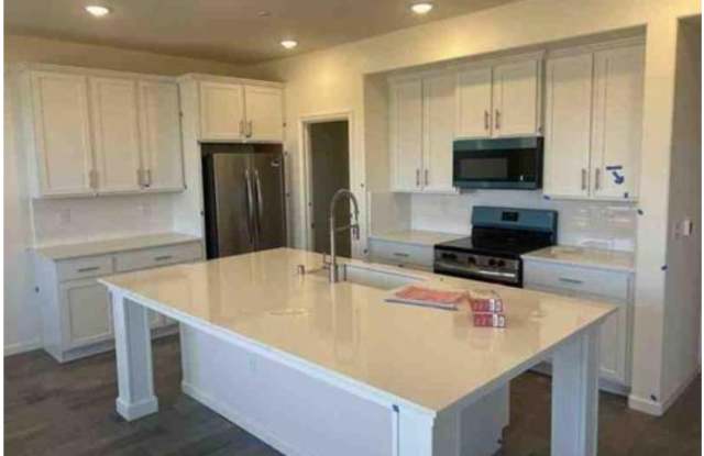 6684 East Oslin Avenue