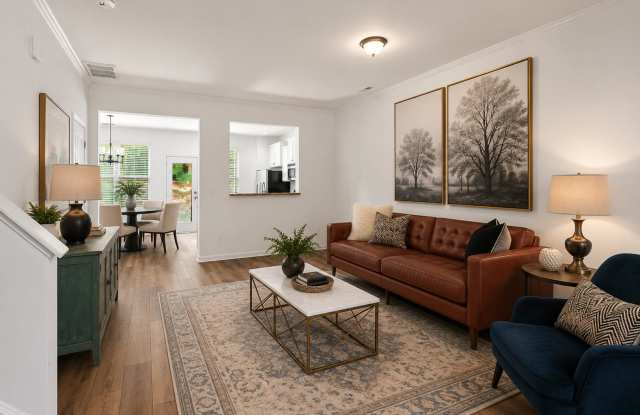 Charming & Freshly Updated 3BR Townhome in Shearon Farms!
