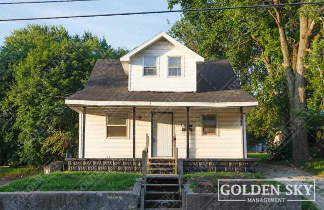 813 West Memorial Drive