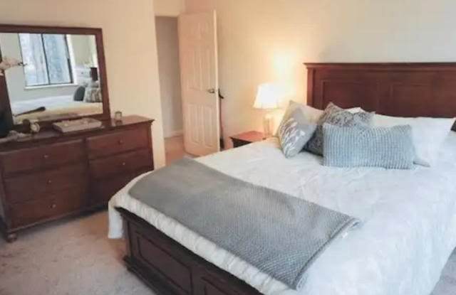 609 Penn Ave Unit A21