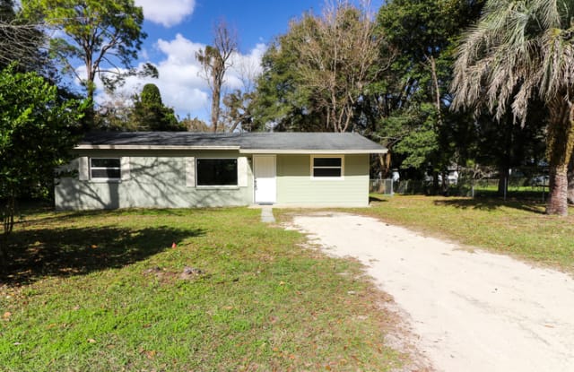 2840 Southeast 20 Avenue - 2840 Southeast 20th Avenue, Alachua County, FL 32641